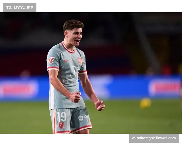 马竞主场迎战巴萨焦点战 阿尔瓦雷斯头球破门先拔头筹